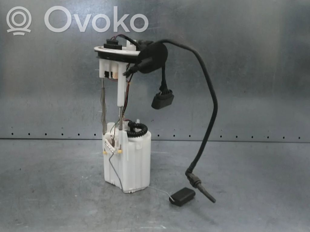 Bomba interna de combustible   5N0919087J,CZEA