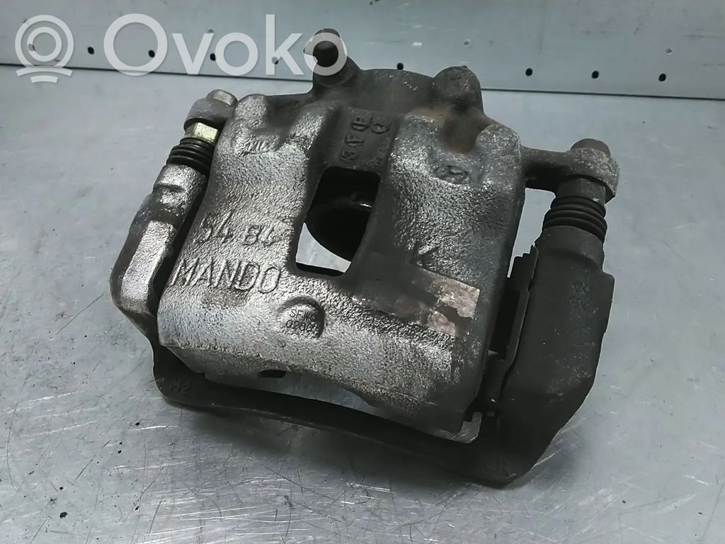 KIA Stonic Передний суппорт 
