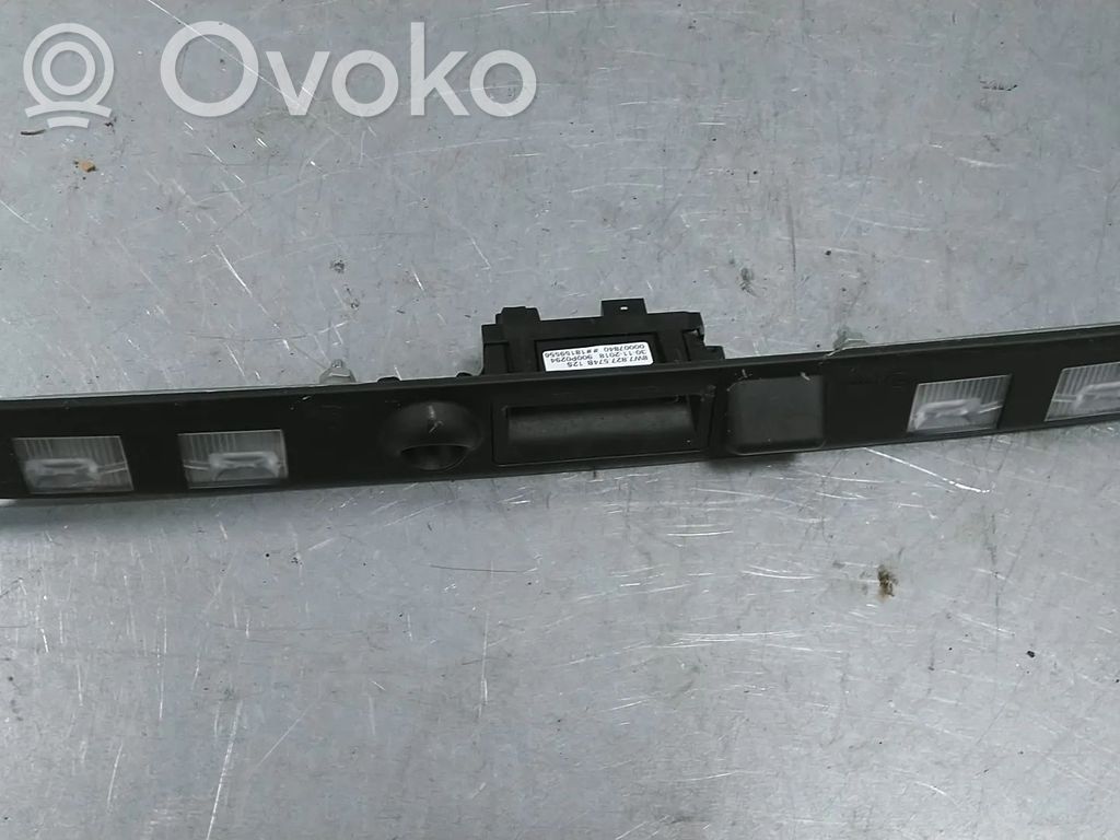 Audi A5 Atvėrimo rankenėlė galinio borto 