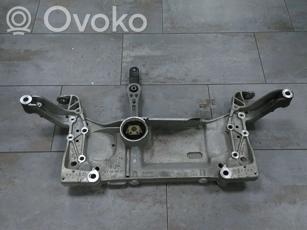 Volkswagen Golf VI Priekinis traversas 