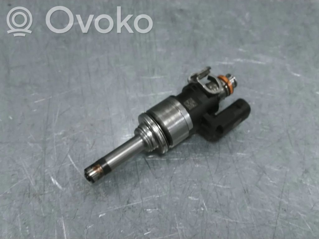 Ford Focus Fuel injector 