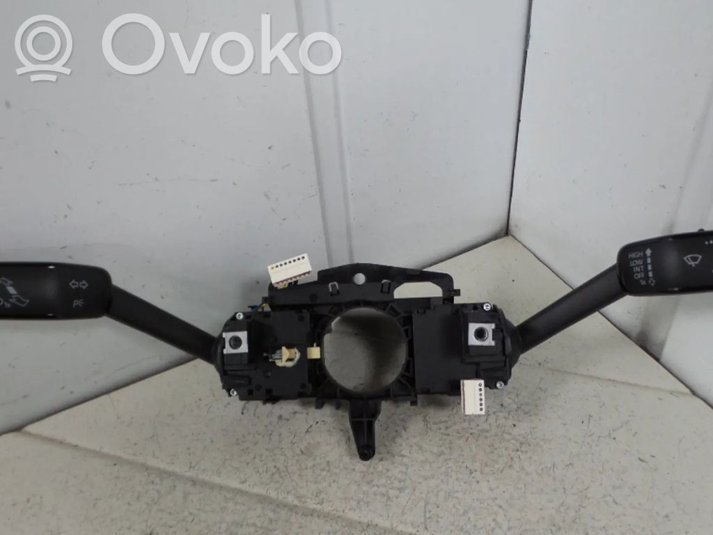 Volkswagen Golf VII Bloc semnalizator și ștergător parbriz 