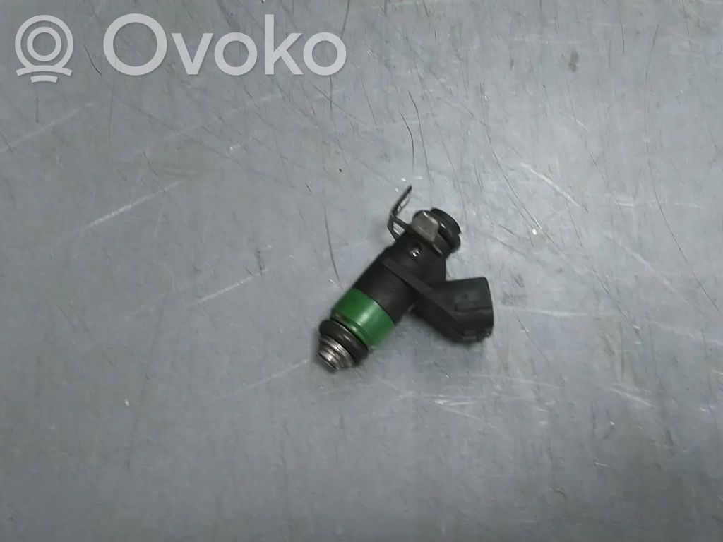 Volkswagen Polo Injektor Einspritzdüse 