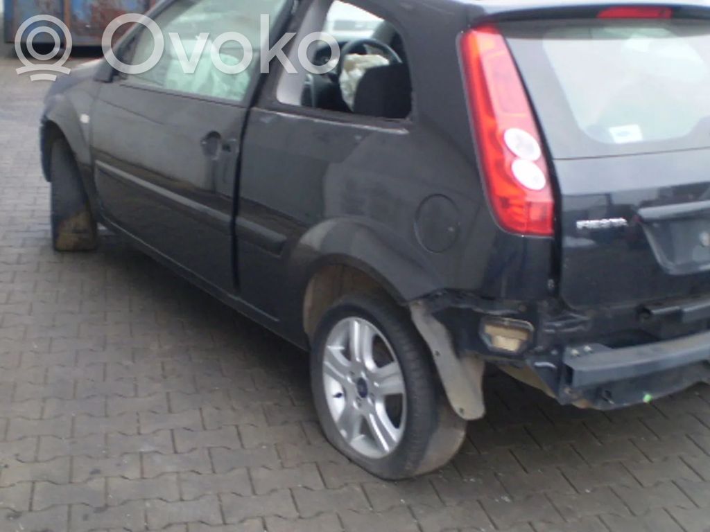 Ford Fiesta Aizmugurējais lukturis virsbūvē 