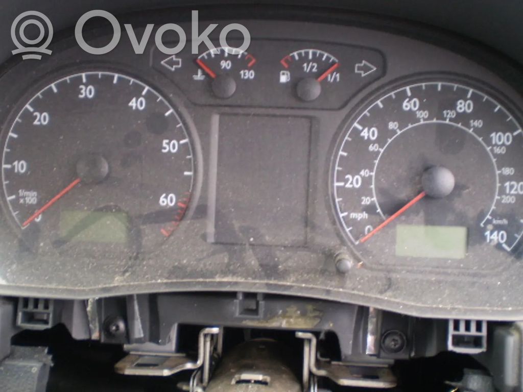 Volkswagen Polo Nopeusmittari (mittaristo)