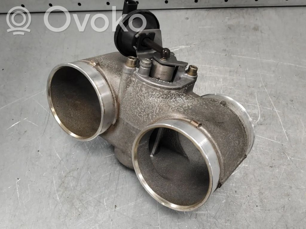 Opel Omega B1 Ieplūdes kolektors 