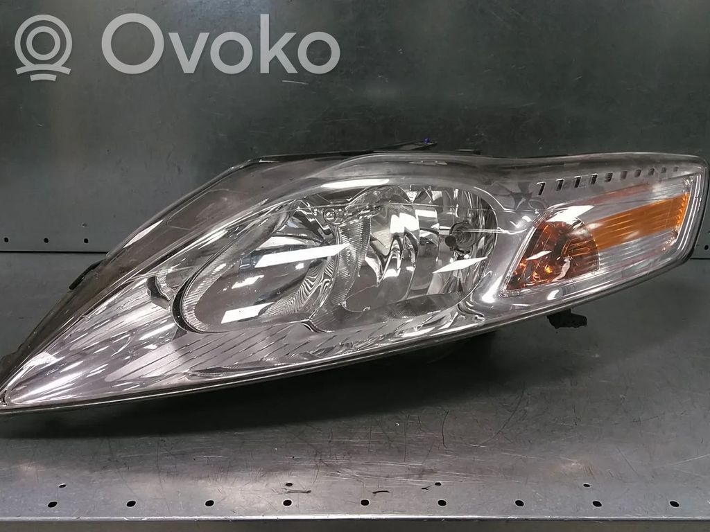 Ford Mondeo MK IV Phare frontale 