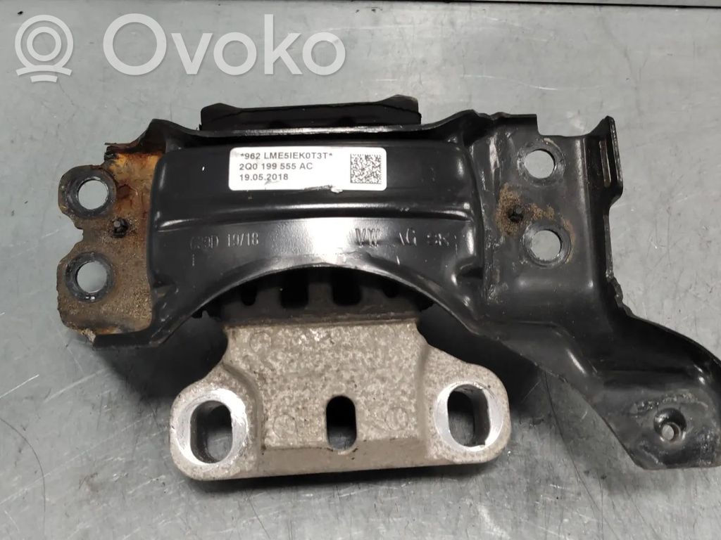Volkswagen Polo VI Mocowanie / Uchwyt skrzyni biegów 
