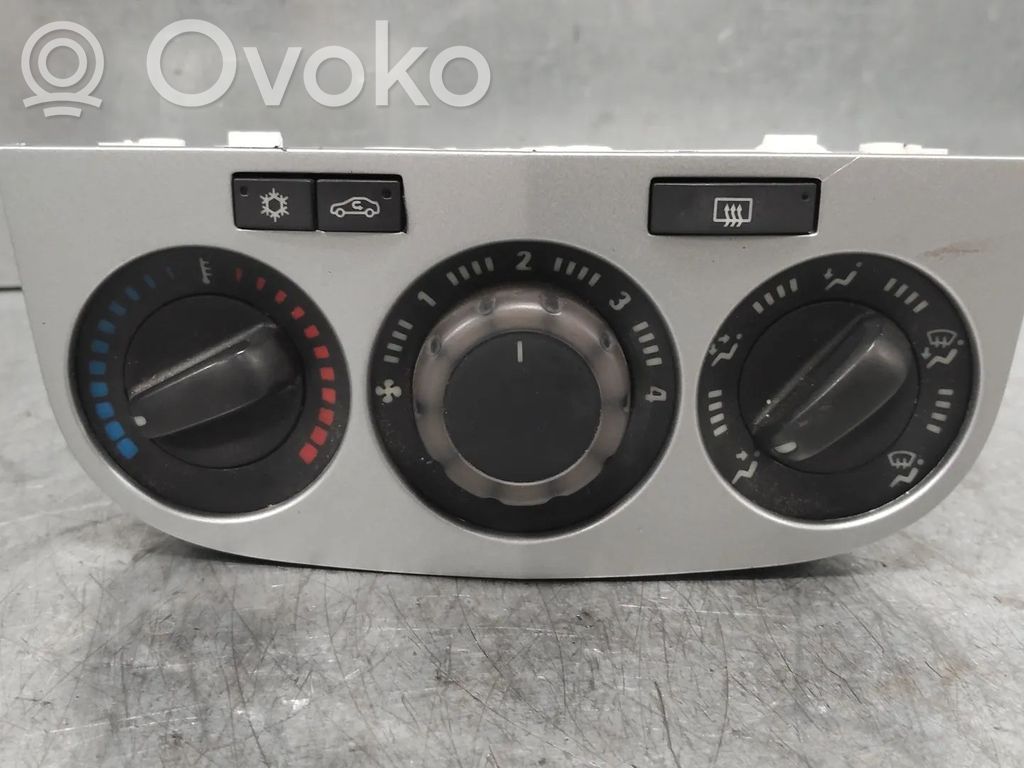 Opel Corsa D Climate control unit 