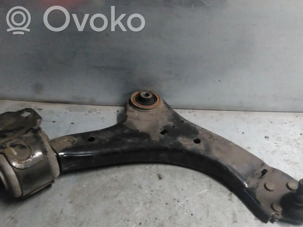 Ford Mondeo MK IV Braccio di controllo sospensione anteriore inferiore/braccio oscillante