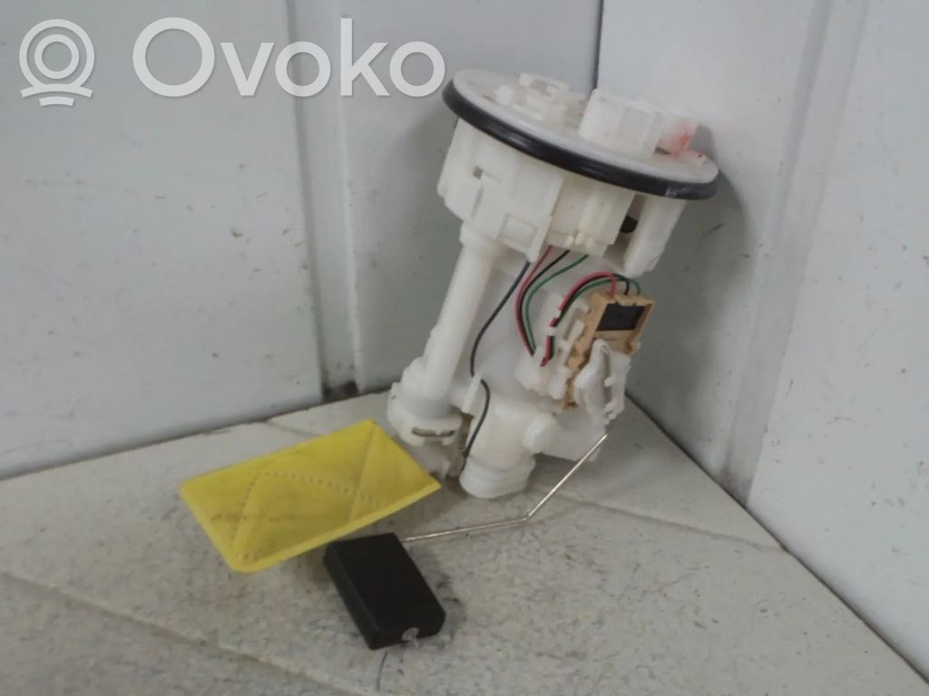 Lexus RX 450H Bomba interna de combustible 