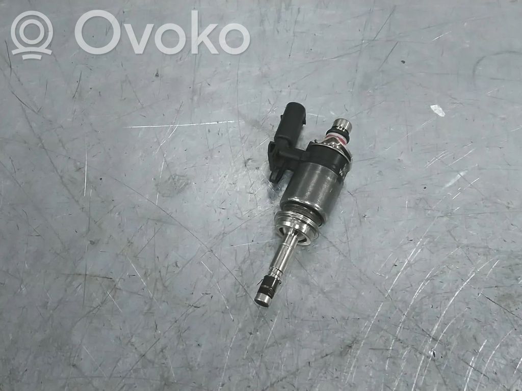 Audi A3 8Y Inyector de combustible 
