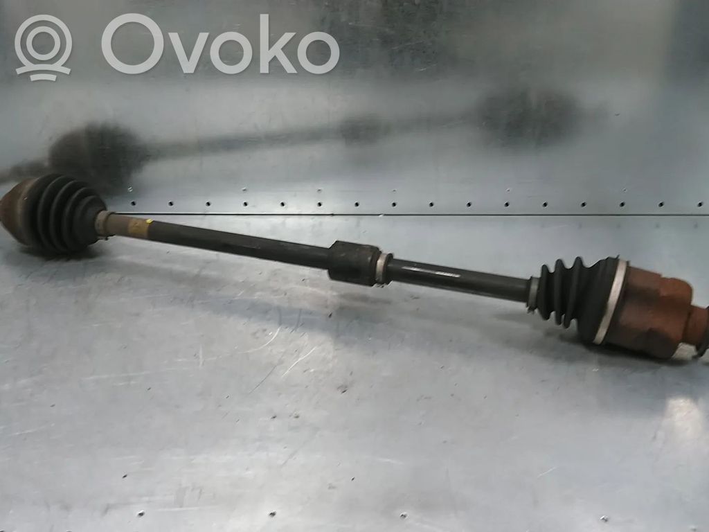 Opel Meriva B Передняя полуось 