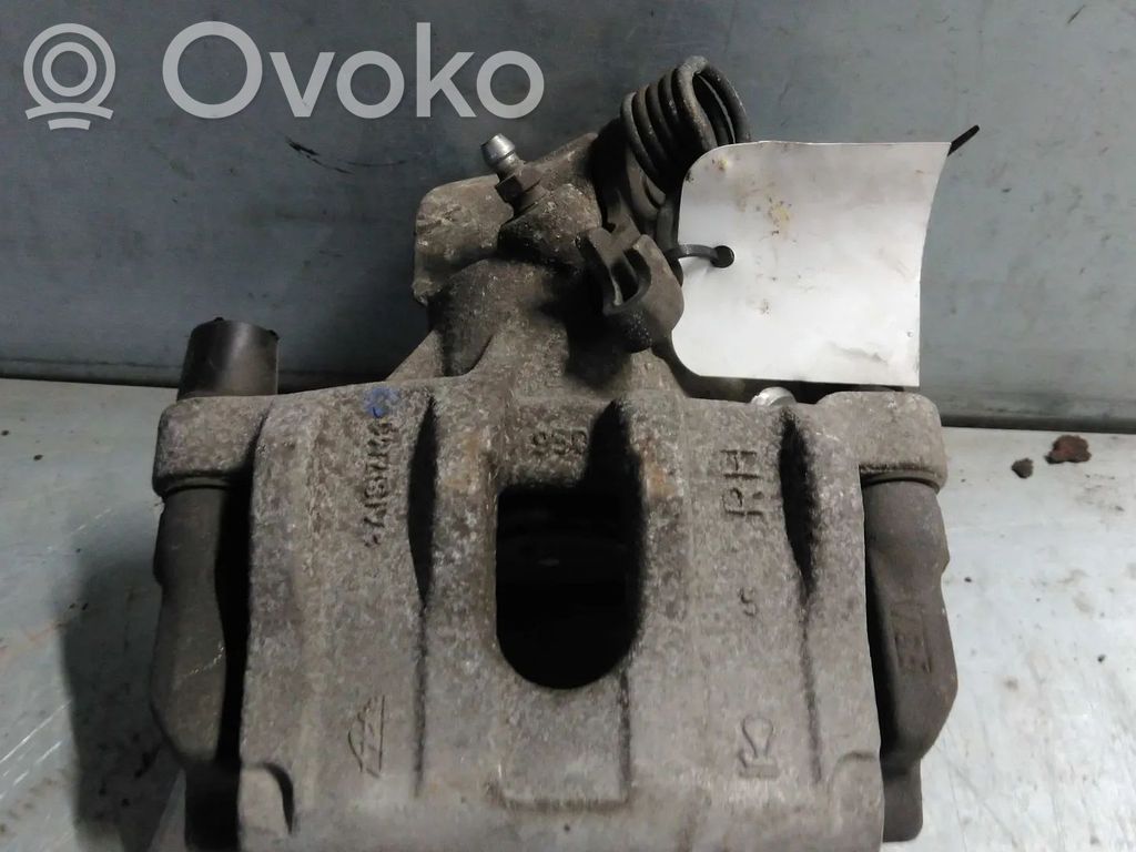 Ford Focus Задний суппорт 