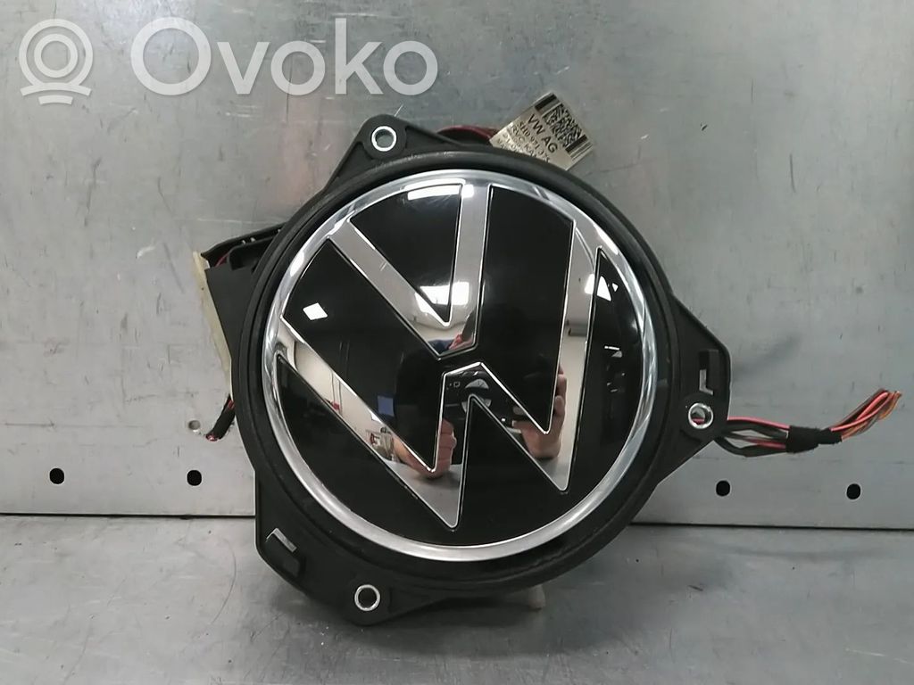 Volkswagen Golf VIII Uchwyt / Rączka klapy tylnej / bagażnika z kamerą 