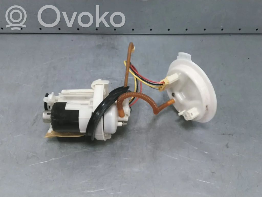 Bomba interna de combustible   80A919087,CWG