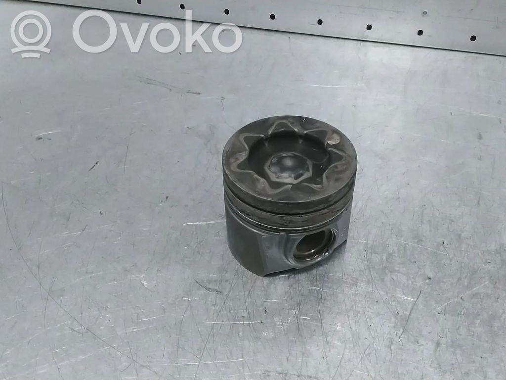 Ford Kuga II Piston 