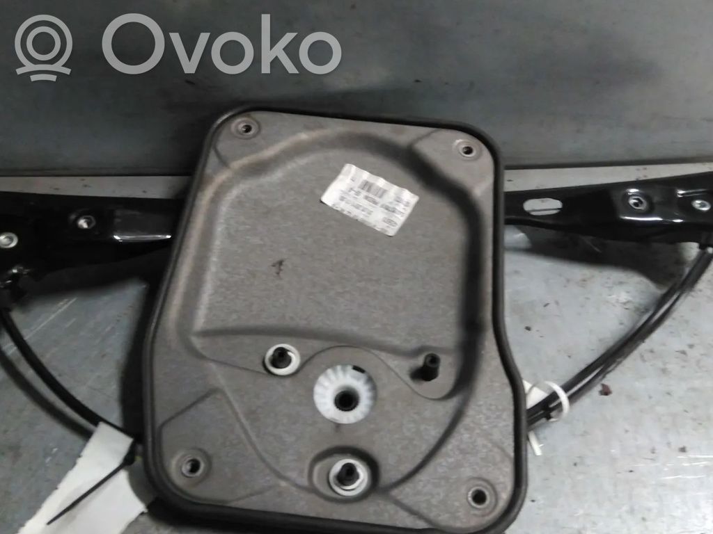 Skoda Fabia Mk2 (5J) Meccanismo di sollevamento del finestrino anteriore senza motorino