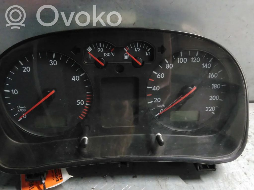 Volkswagen Golf IV Licznik / Prędkościomierz