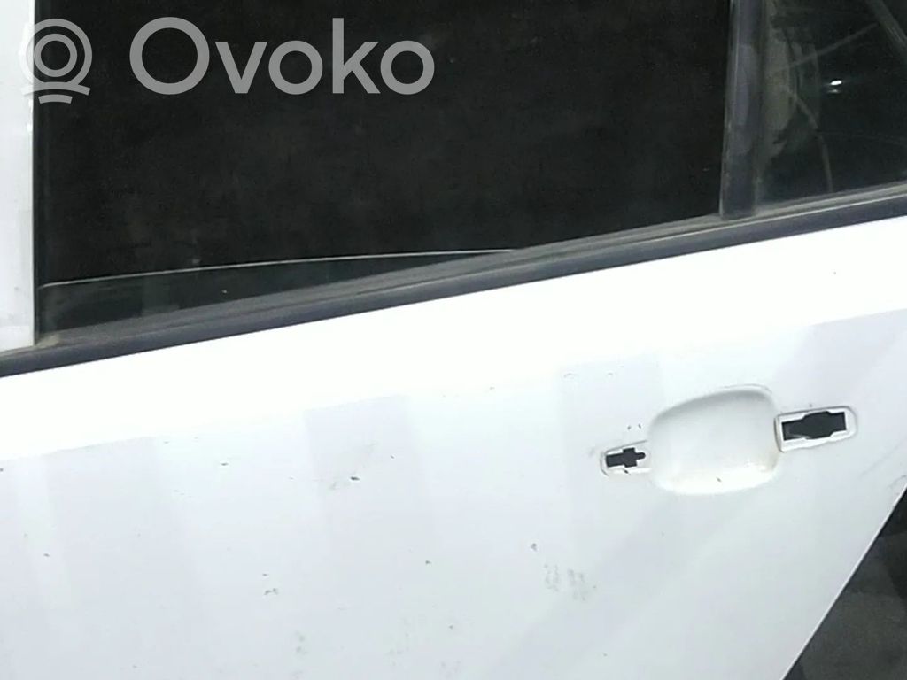 Opel Astra H Puerta trasera 
