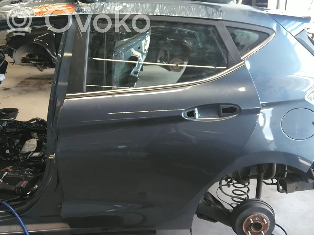 Ford Fiesta Puerta trasera 