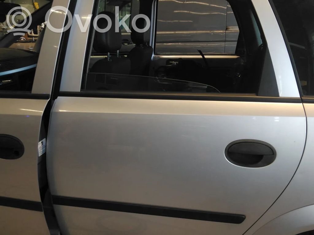 Opel Meriva A Puerta trasera 