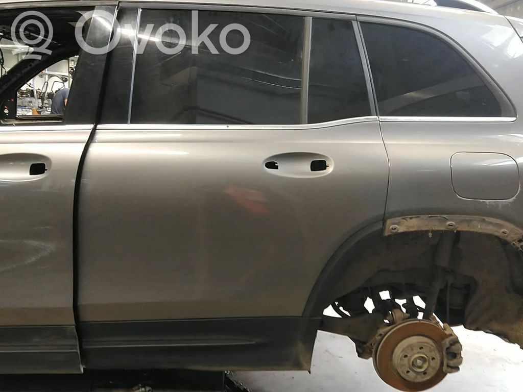 Mercedes-Benz GLB X247 Puerta trasera 