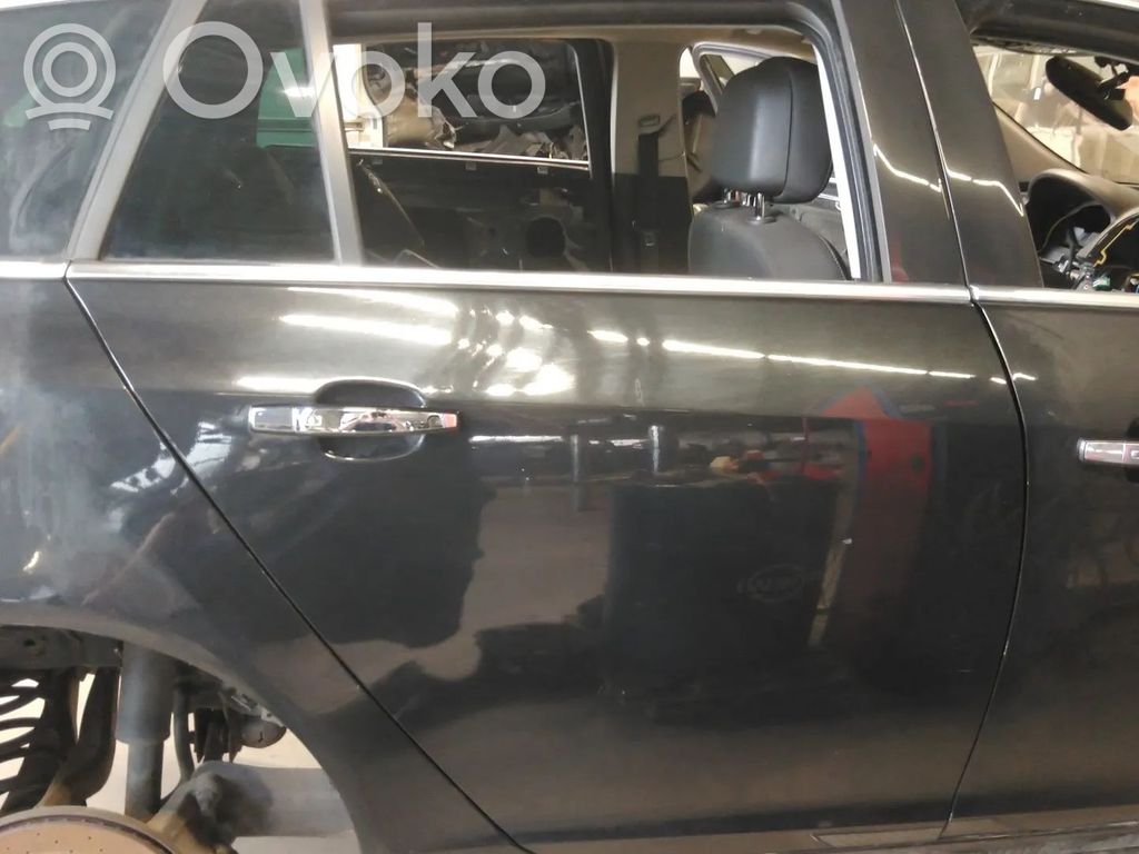 Opel Insignia A Puerta trasera 