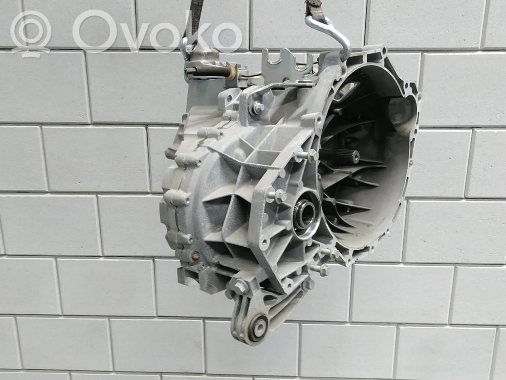 Ford Kuga II Manual 5 speed gearbox 