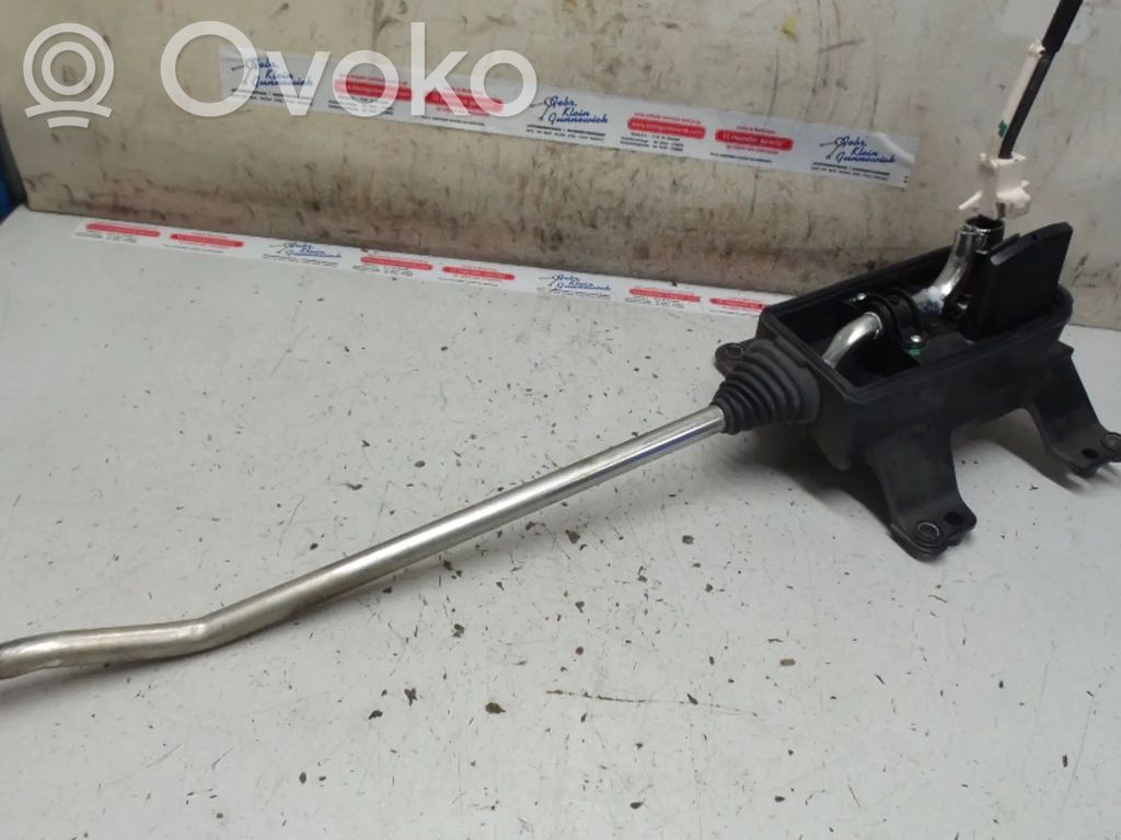 Opel Corsa E Gear shifter/selector 