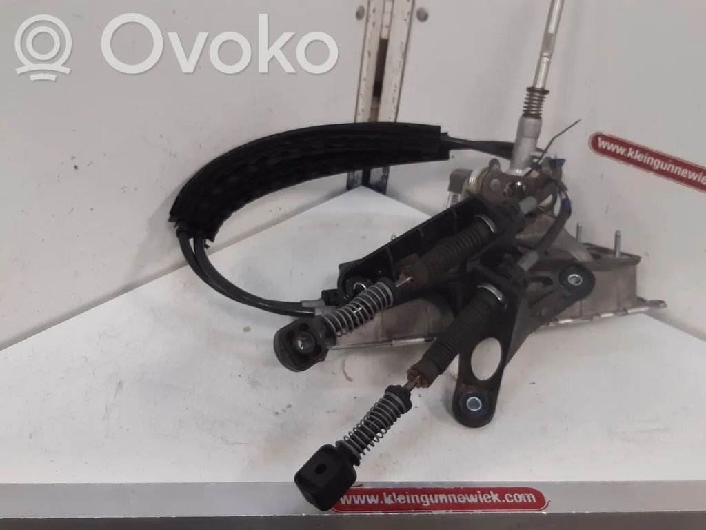 Volkswagen Jetta VI Pavarų perjungimo mechanizmas (kulisa) 