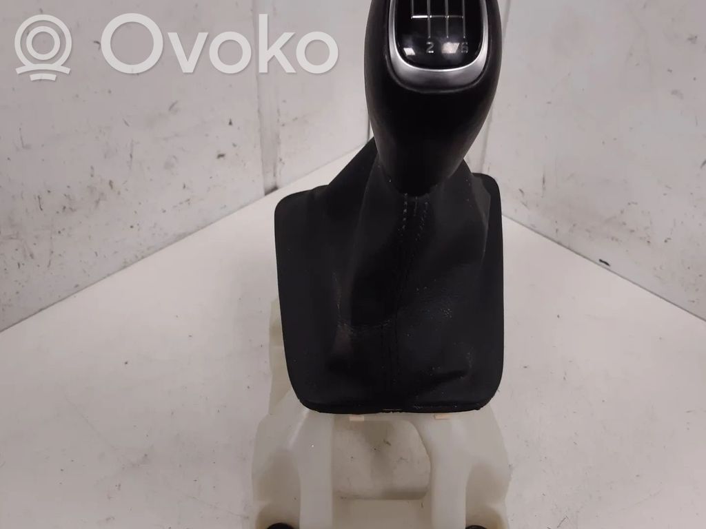 KIA Xceed Gear shifter/selector 