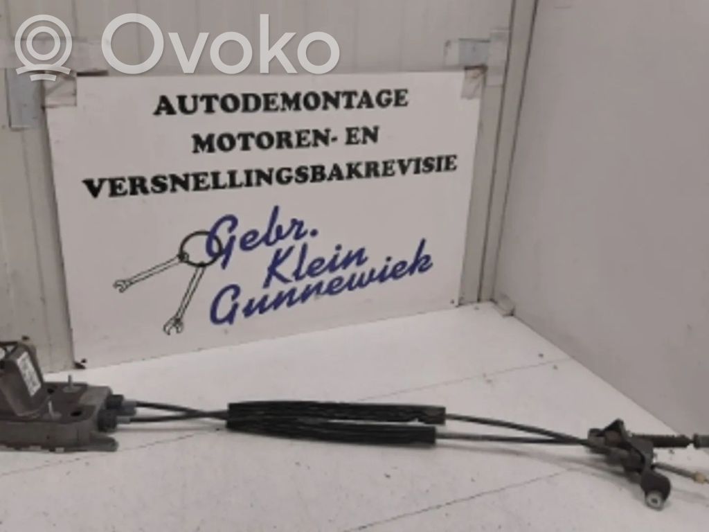 Volkswagen PASSAT B7 Pavarų perjungimo mechanizmas (kulisa) 
