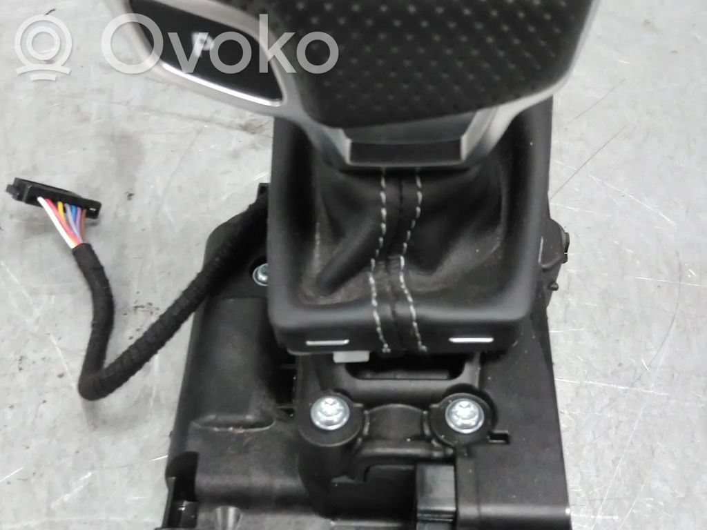 Audi A4 S4 B9 Gear shifter/selector 