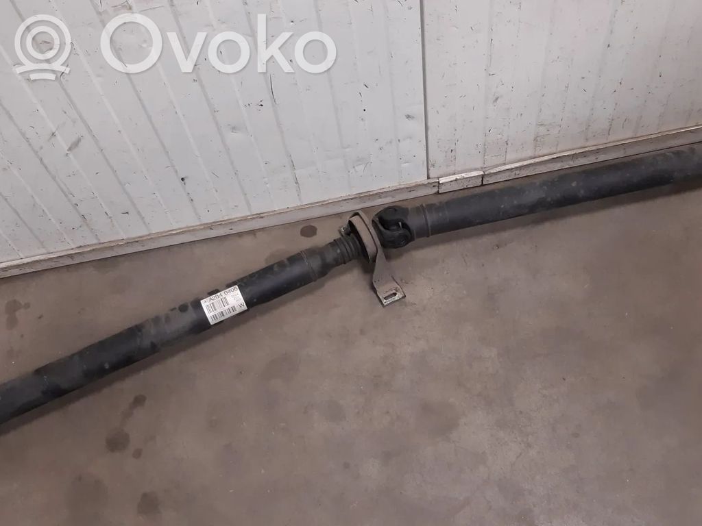 Mercedes-Benz C W204 Środkowy wał napędowy 