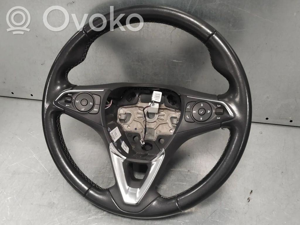 Opel Crossland X Volant 