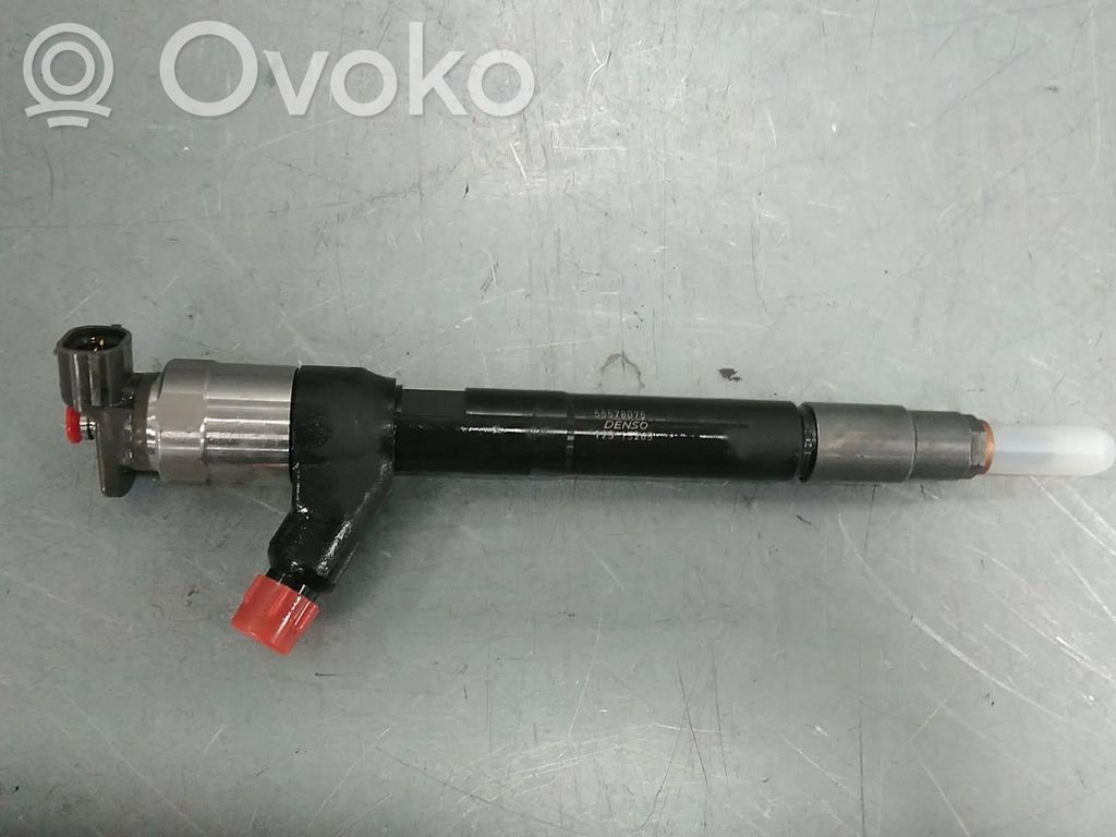Opel Astra J Inyector de combustible 