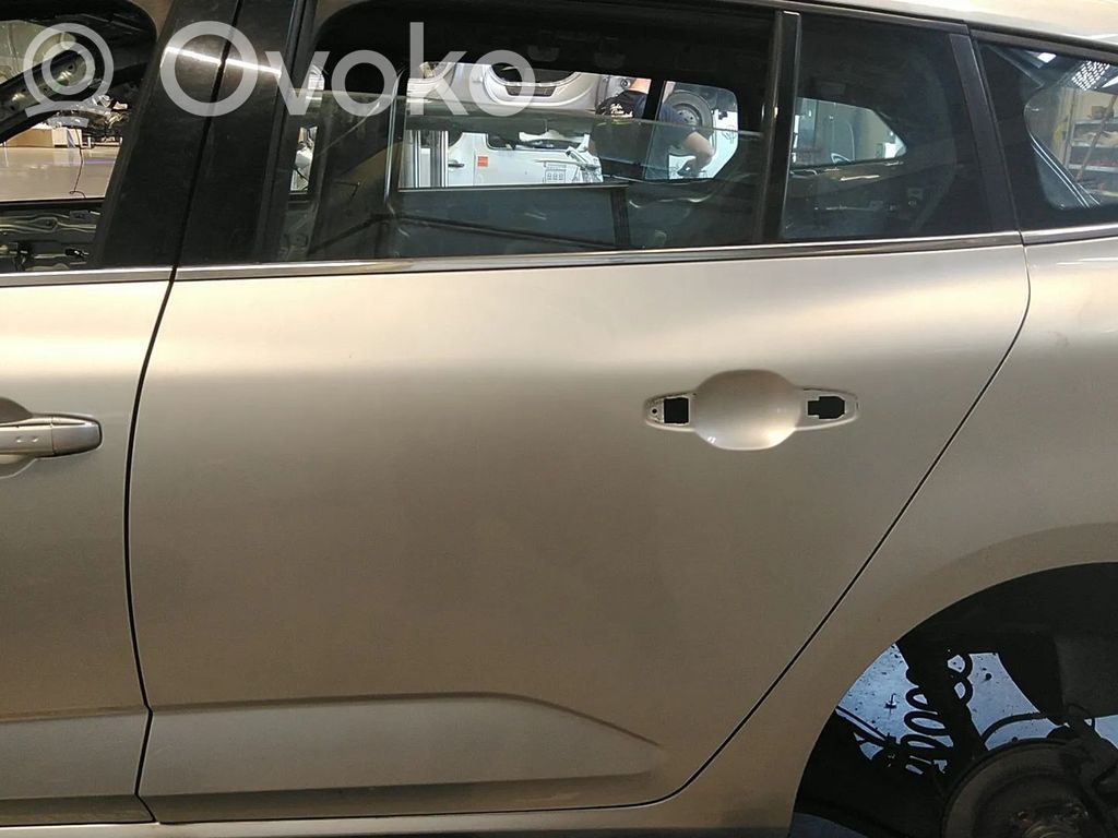 Renault Megane IV Galinės durys 