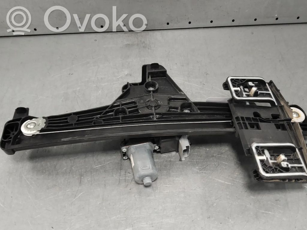 Opel Corsa F Mechanizm podnoszenia szyby tylnej bez silnika 