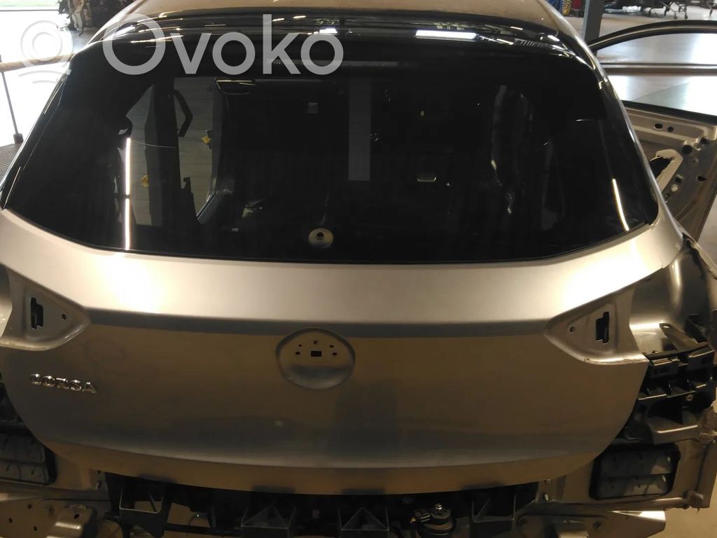 Opel Corsa F Aizmugurējais pārsegs (bagāžnieks) 