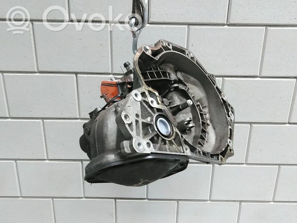 Opel Corsa D Manual 5 speed gearbox 