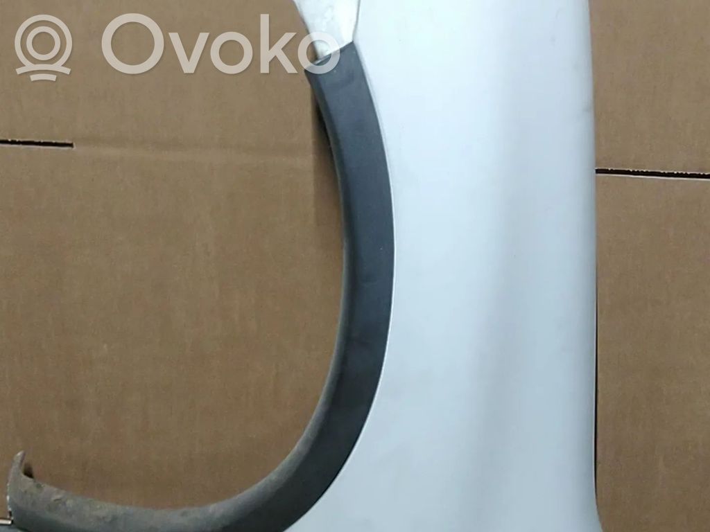 Opel Corsa B Sparnas 
