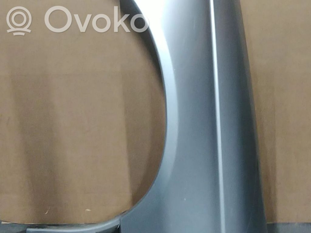 Opel Omega B1 Sparnas 