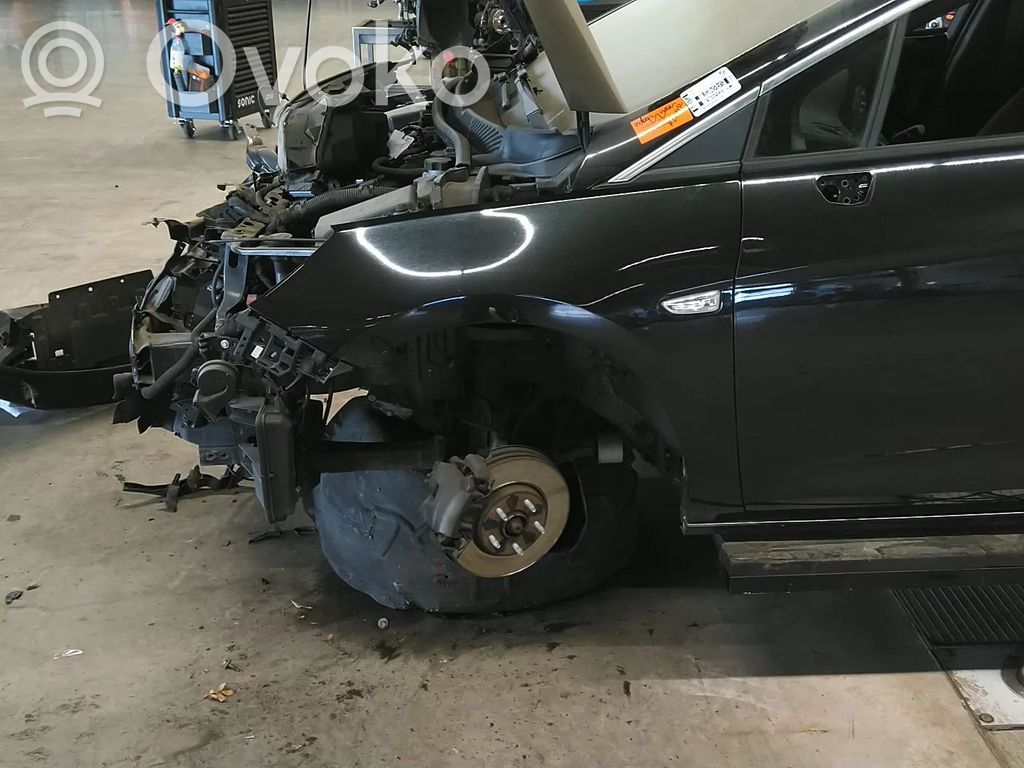 Vauxhall Astra K Sparnas 