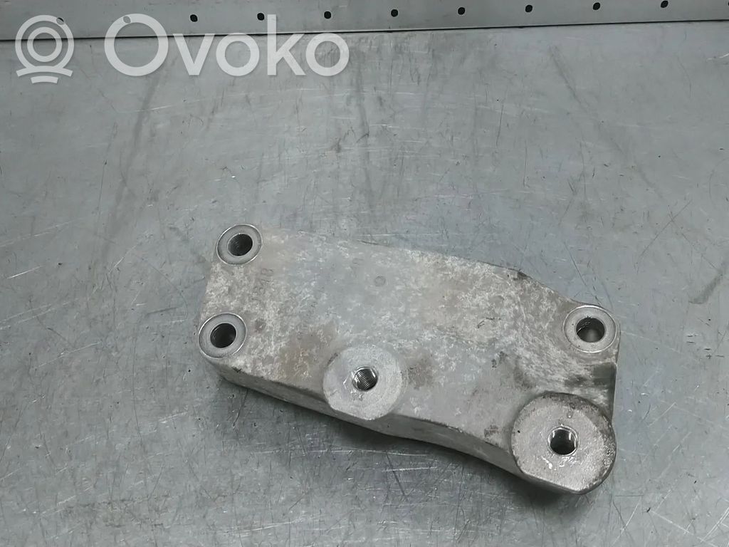 Opel Corsa E Gearbox mount 