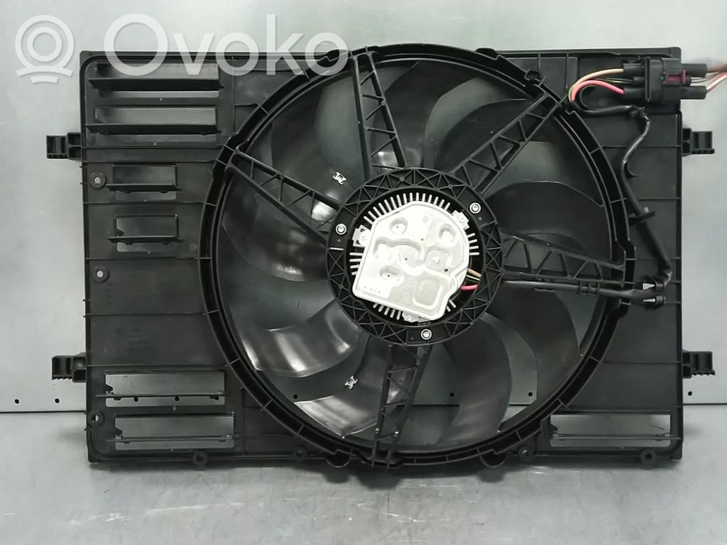 Volkswagen PASSAT B8 Convogliatore ventilatore raffreddamento del radiatore 