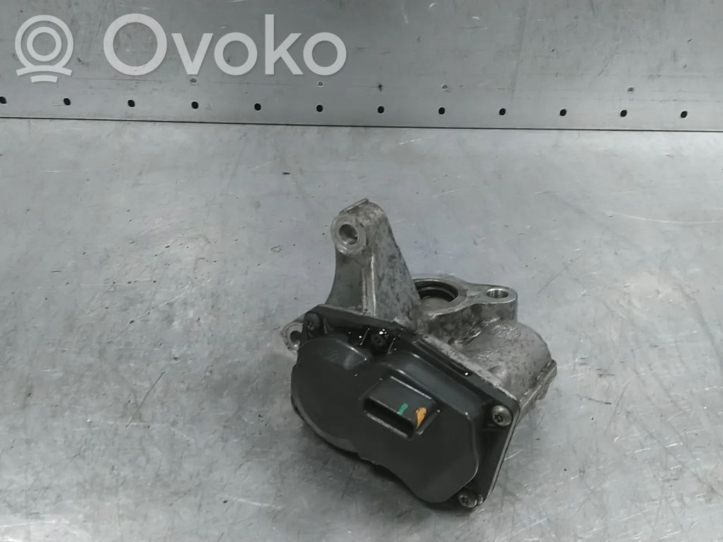 Opel Vivaro Zawór EGR 