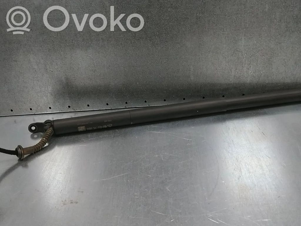 Cupra Formentor Tailgate/trunk strut/damper 