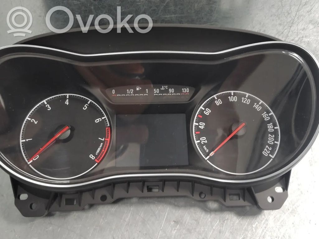 Opel Corsa E Spidometrs (instrumentu panelī) 