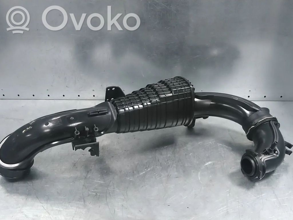 Volvo XC40 Rura / Wąż dolotowy powietrza 